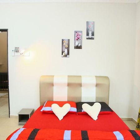 Homestay Honey Sungai Petani Exterior foto